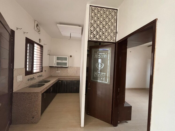 Kitchen, sunny enclave 4 Bedroom 150 Sq.Yd. Independent House In Sunny Enclave Mohali 8164091