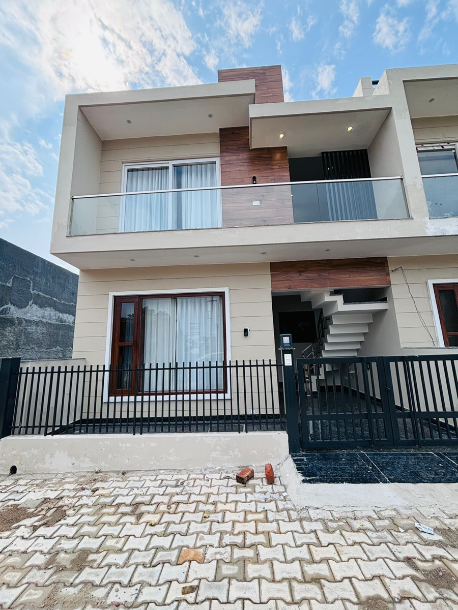 3 BHK + Pooja Room,Study Room,Extra Room Independent House For Sale in Sunny Enclave 124