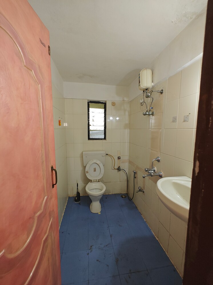 Bathroom, sea-breeze-tower 2 Bedroom 1301 Sq.Ft. Apartment In Nerul Navi Mumbai 8164109