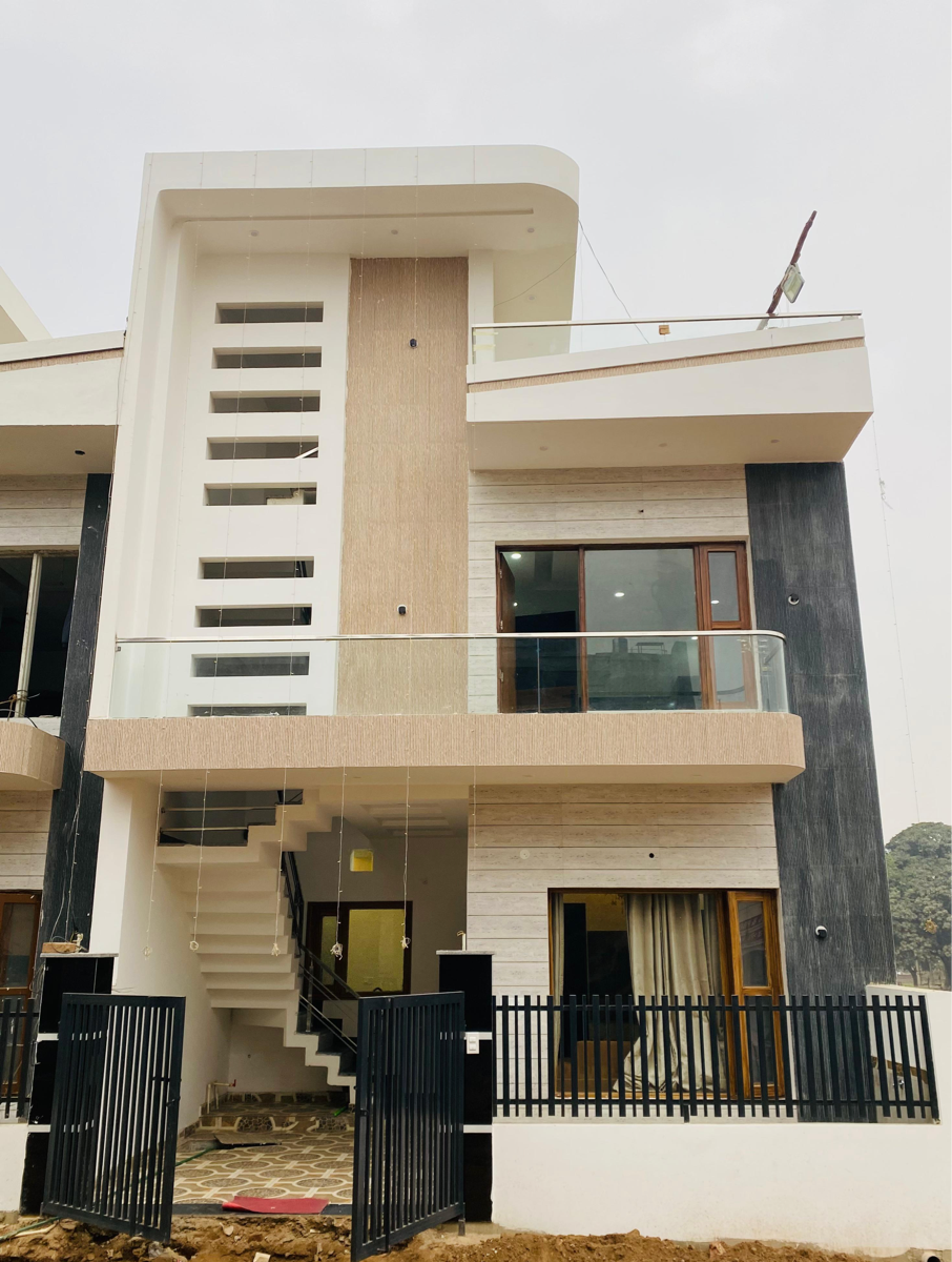 3 BHK + Pooja Room,Study Room,Extra Room Independent House For Sale in Sunny Enclave 123