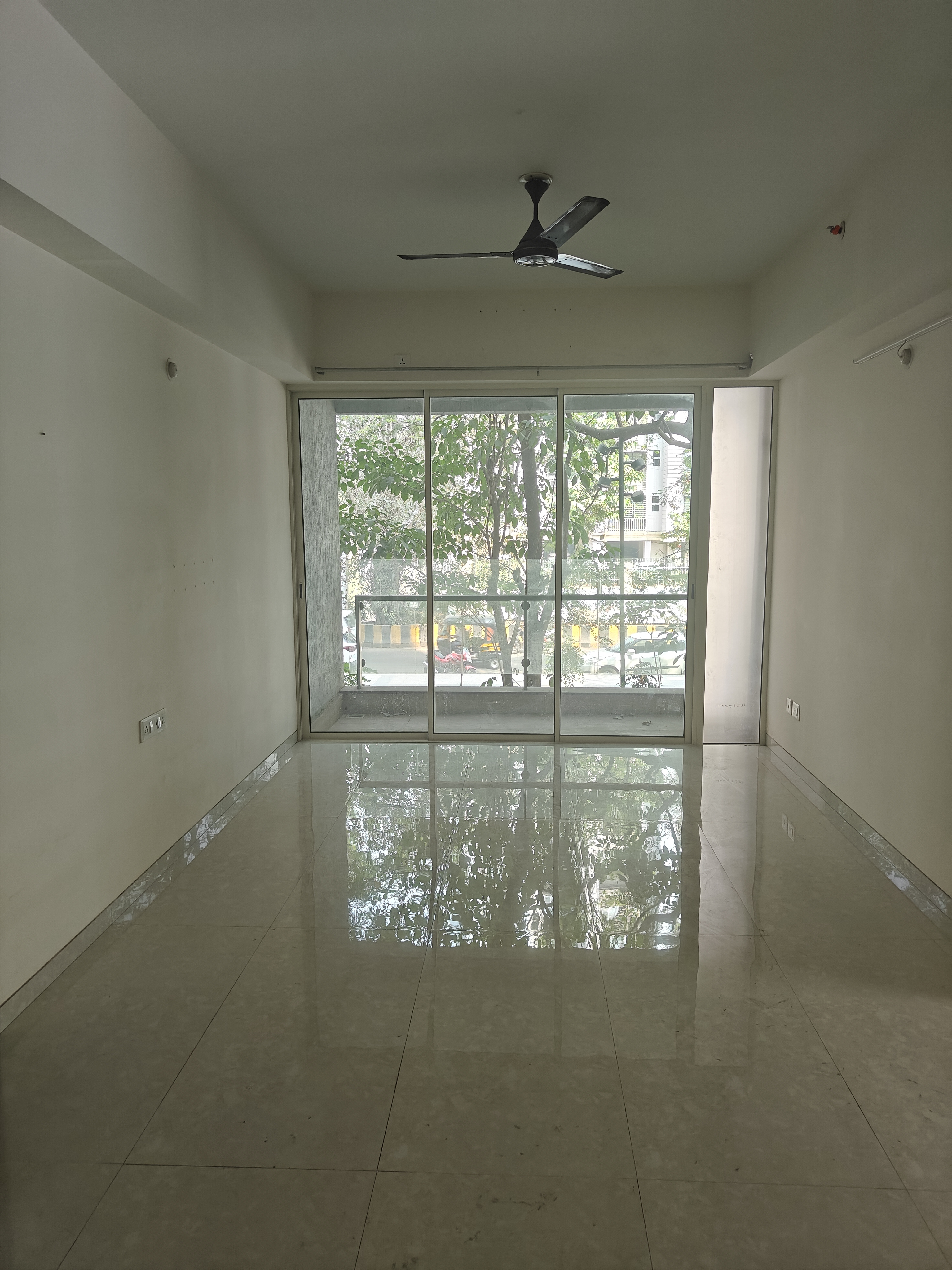 2 BHK Apartment For Sale in L & T Seawoods Residences Phase 1 Part A