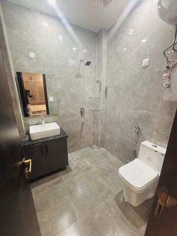 Bathroom in Studio Builder Floor at Sector 38 – for Rent