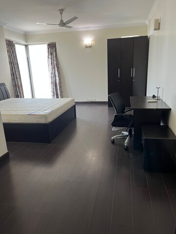 Master Bedroom in 3 BHK Builder Floor at Sector 45 – for Rent
