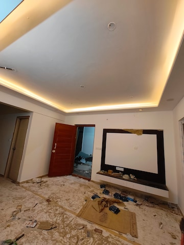 Room in 3 BHK Apartment at Indiranagar – for Rent