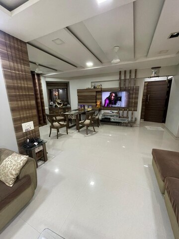 Parking in 2 BHK Apartment at Wadhwa TW Gardens, Kandivali East – for Rent