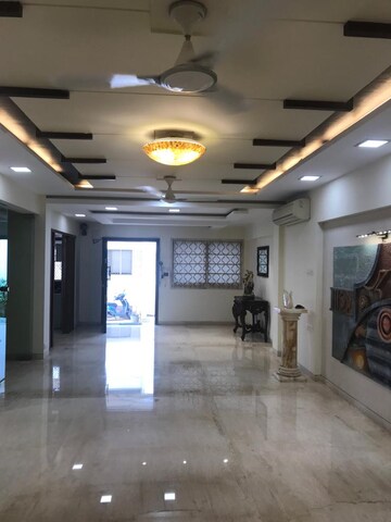 Parking in 2 BHK Apartment at Wadhwa TW Gardens, Kandivali East – for Rent