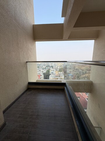 Master Bedroom in 2 BHK Apartment at Amit Ved Vihar, Kothrud – for Rent