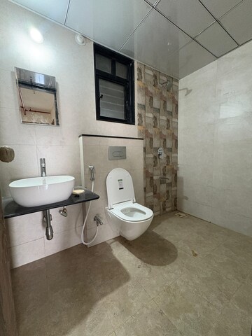 Master Bedroom in 2 BHK Apartment at Amit Ved Vihar, Kothrud – for Rent