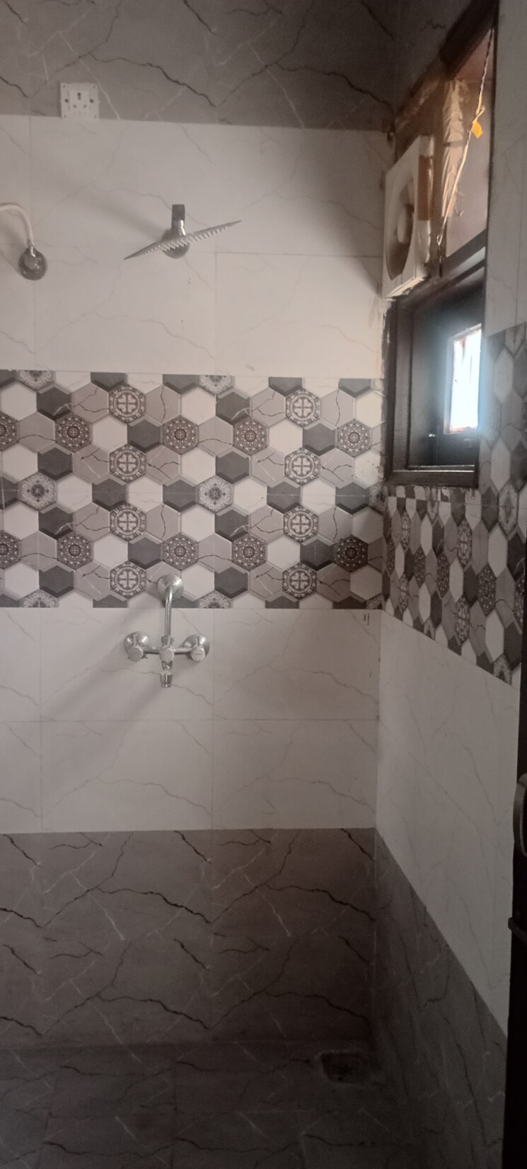 Bathroom, patiala road 3 Bedroom 100 Sq.Yd. Independent House In Patiala Road Zirakpur 8164261