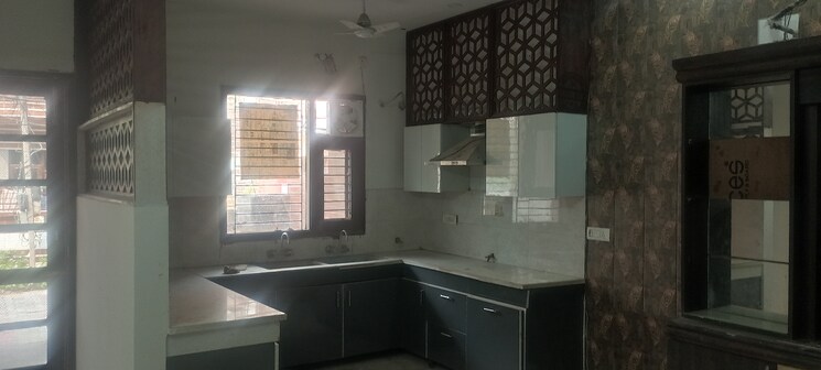 Kitchen, patiala road 3 Bedroom 100 Sq.Yd. Independent House In Patiala Road Zirakpur 8164261