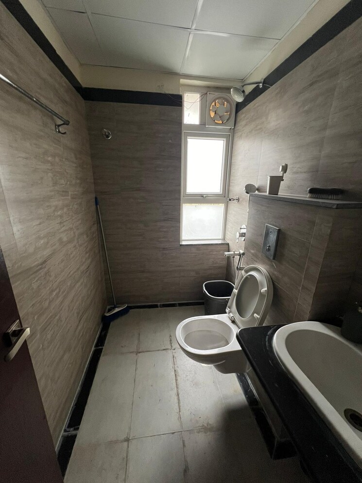 Bathroom, svc-tree-walk 3 Bedroom 1825 Sq.Ft. Apartment In Kondapur Hyderabad 8164305