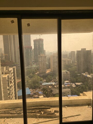 2 BHK Apartment For Resale in Bhatia Esspee Towers Borivali East Mumbai  8164317