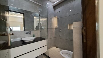 Kitchen in 3 BHK Builder Floor at Green Park – for Rent