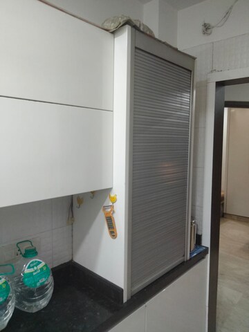 Bathroom in 2.5 BHK Builder Floor at Safdarjang Enclave – for Rent