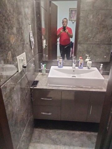 Bathroom in 2.5 BHK Builder Floor at Safdarjang Enclave – for Rent