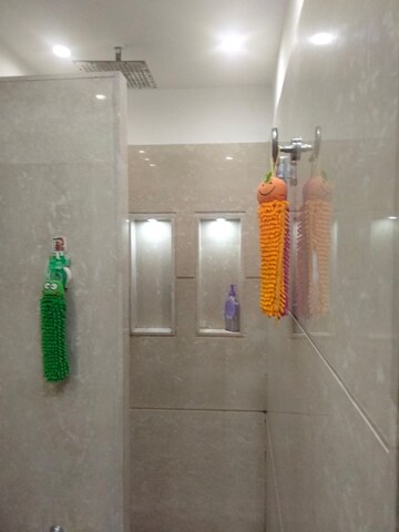 Furnished Amenities in 2.5 BHK Builder Floor at Safdarjang Enclave – for Rent