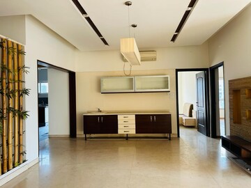 Room in 3 BHK Apartment at Jayabheri The Summit, Narsingi – for Rent
