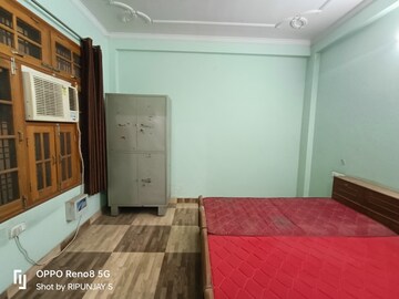 Bedroom in 3 BHK Villa at Gomti Nagar – for Rent