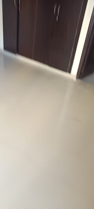 Room in 2 BHK Apartment at Gardenia Golf City, Sector 75 – for Rent