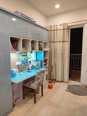Living Room in 3 BHK Apartment at Amrapali Silicon City, Sector 76 – for Rent