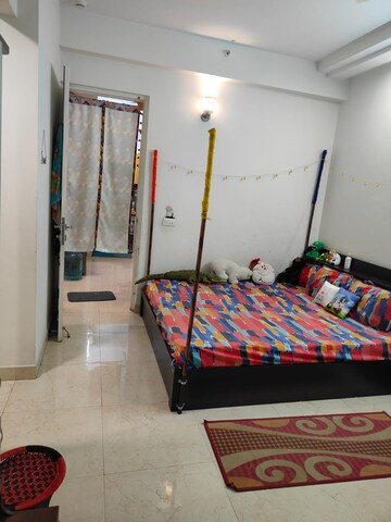 Bedroom in 3 BHK Apartment at Amrapali Silicon City, Sector 76 – for Rent