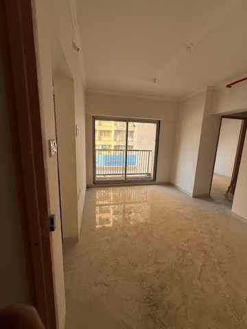 Room in 2 BHK Builder Floor at Raunak Residency Thane, Pokhran Road No 1 – for Sale