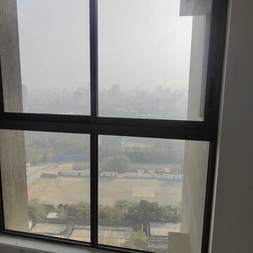 Room in 2 BHK Apartment at Raymond Ten X Habitat, Pokhran Road No 2 – for Rent