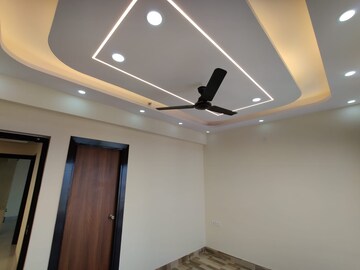 Furnished Amenities in 2.5 BHK Apartment at VVIP Mangal, Raj Nagar Extension – for Rent