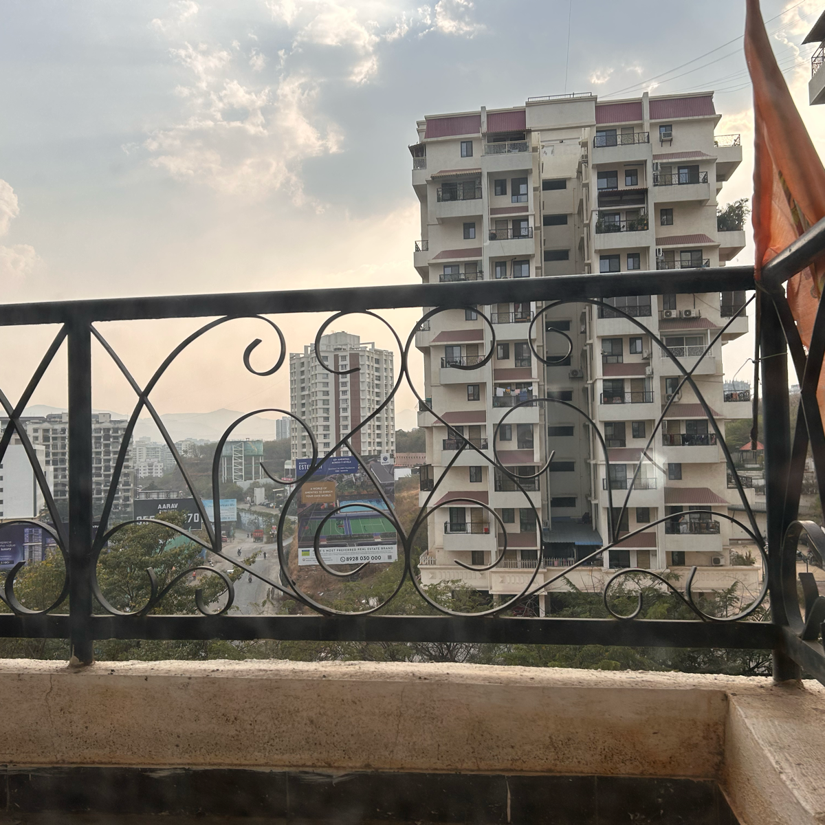 3 BHK + Servant Room 1500 Sq.Ft. Apartment in Nyati Exotica