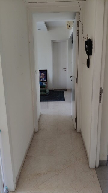 Room in 2 BHK Apartment at LnT Veridian, Powai – for Rent