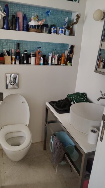 Attached Bathroom in 2 BHK Apartment at LnT Veridian, Powai – for Rent