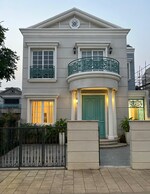 3 BHK 3350 Sq.Ft. Villa in Lodha Villa Royale Palava