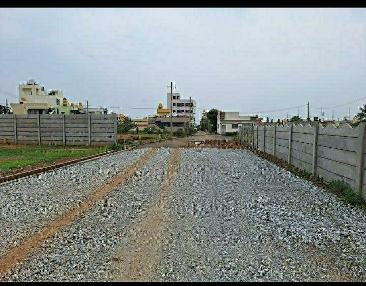 Plot For Sale in I Am Selling My Property 