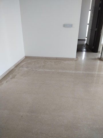 Room in 2 BHK Apartment at LnT Realty Crescent Bay, Parel – for Rent