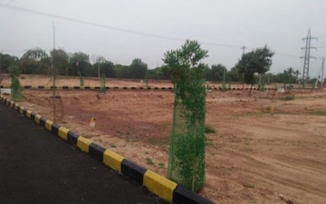Plot For Sale in Rayasandra