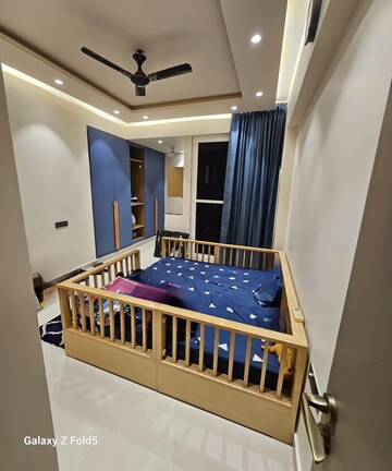 Bedroom in 3.5 BHK Apartment at Ahinsa Khand 1 – for Sale