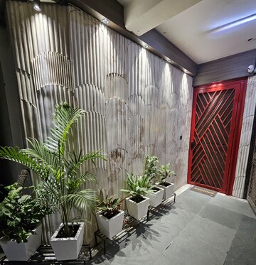  3.5 BHK Apartment at Ahinsa Khand 1 – for Sale