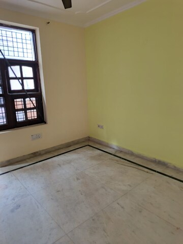 Room in 3 BHK Independent House at Sector 23 – for Sale