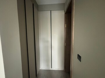 Building Lobby in 4 BHK Builder Floor at Sector 41 – for Sale