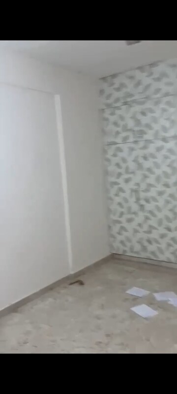 Furnished Amenities in 3 BHK Apartment at Surya Aastha Greens, Sector 4, Greater Noida – for Rent
