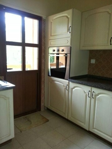 Room in 2 BHK Apartment at Bambolim – for Rent