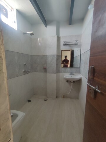 Bathroom in 1 RK Builder Floor at Palam Vihar Residents Association, Palam Vihar – for Rent