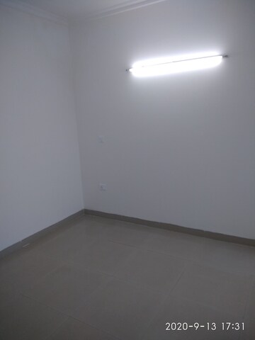 Room in 3 BHK Builder Floor at Ansal API Esencia, Sector 67 – for Sale