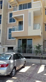 3 BHK 1600 Sq.Ft. Builder Floor in Ansal API Esencia