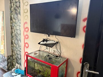 Furnished Amenities in 1.5 BHK Apartment at RG Residency, Sector 120 – for Rent