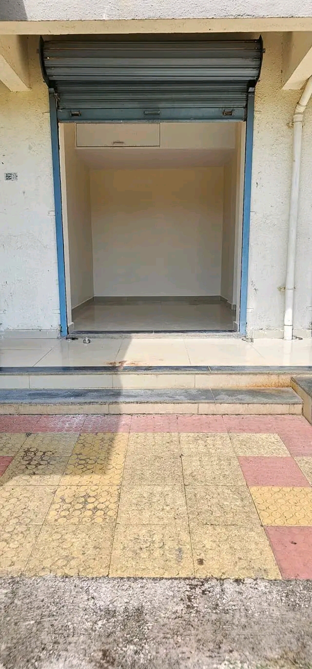 Retail Shop For Sale in Global Tower