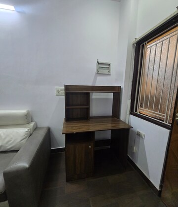 Room in 2 BHK Builder Floor at Sai Enclave Niti Khand, Niti Khand – for Rent