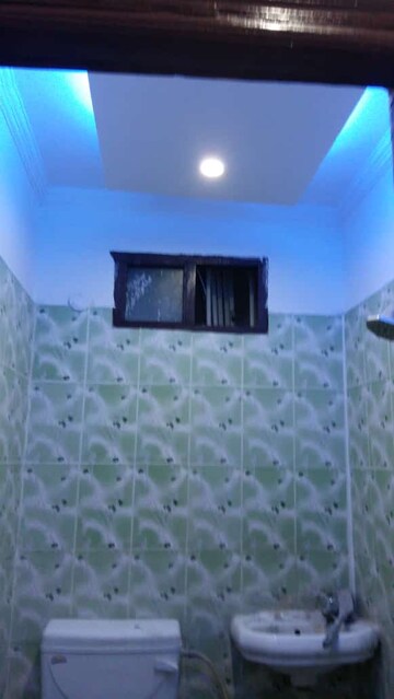 Bedroom in 1.5 BHK Builder Floor at Govindpuri – for Rent