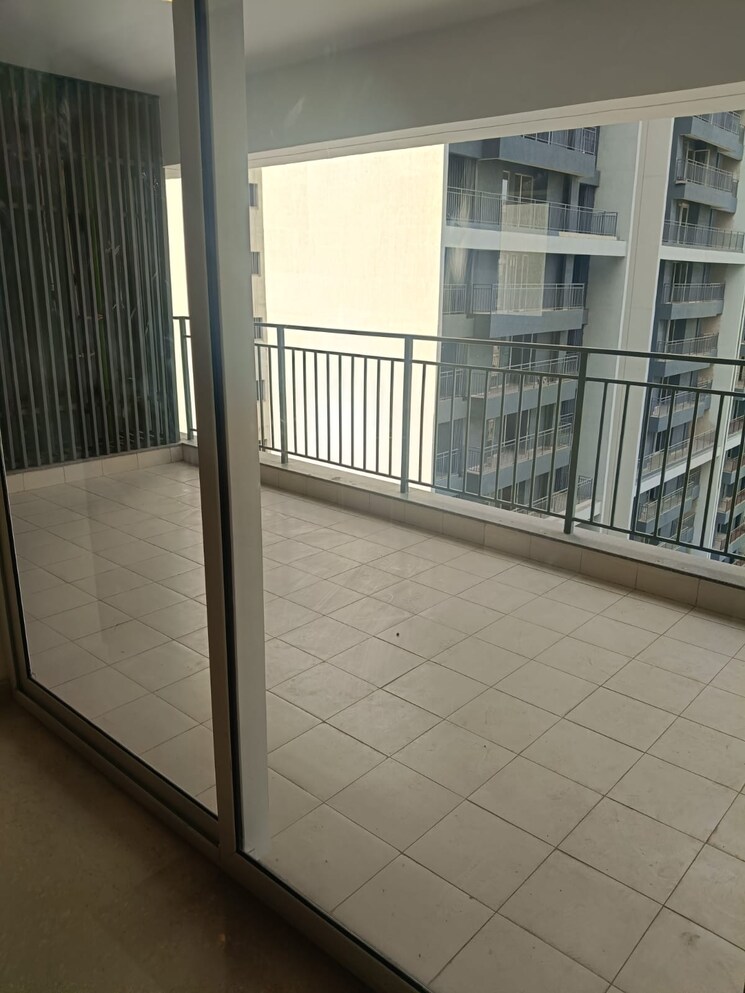 Balcony, v3s-indralok 2 Bedroom 1200 Sq.Ft. Apartment In Indrapuram Ghaziabad 8165102