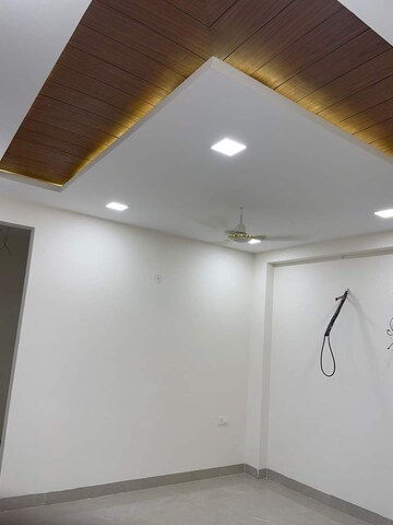 Furnished Amenities in 3 BHK Builder Floor at Parklands, Sector 85 – for Sale